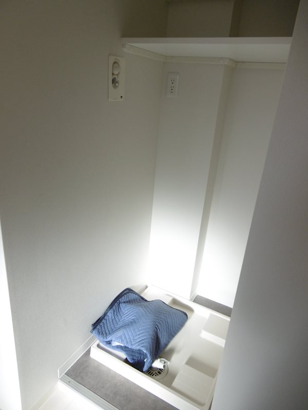 calme西巣鴨 室内洗濯機置場
