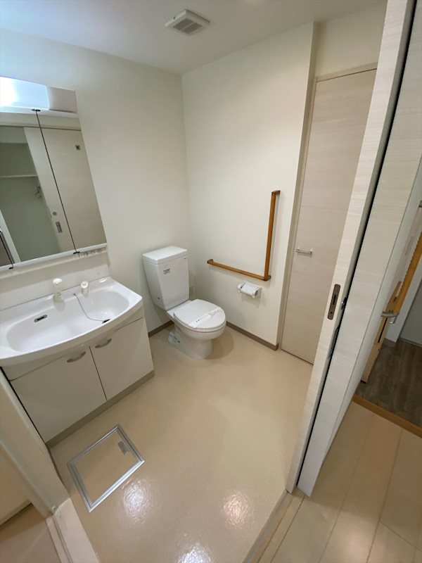サンシャインみやび トイレと同室です。