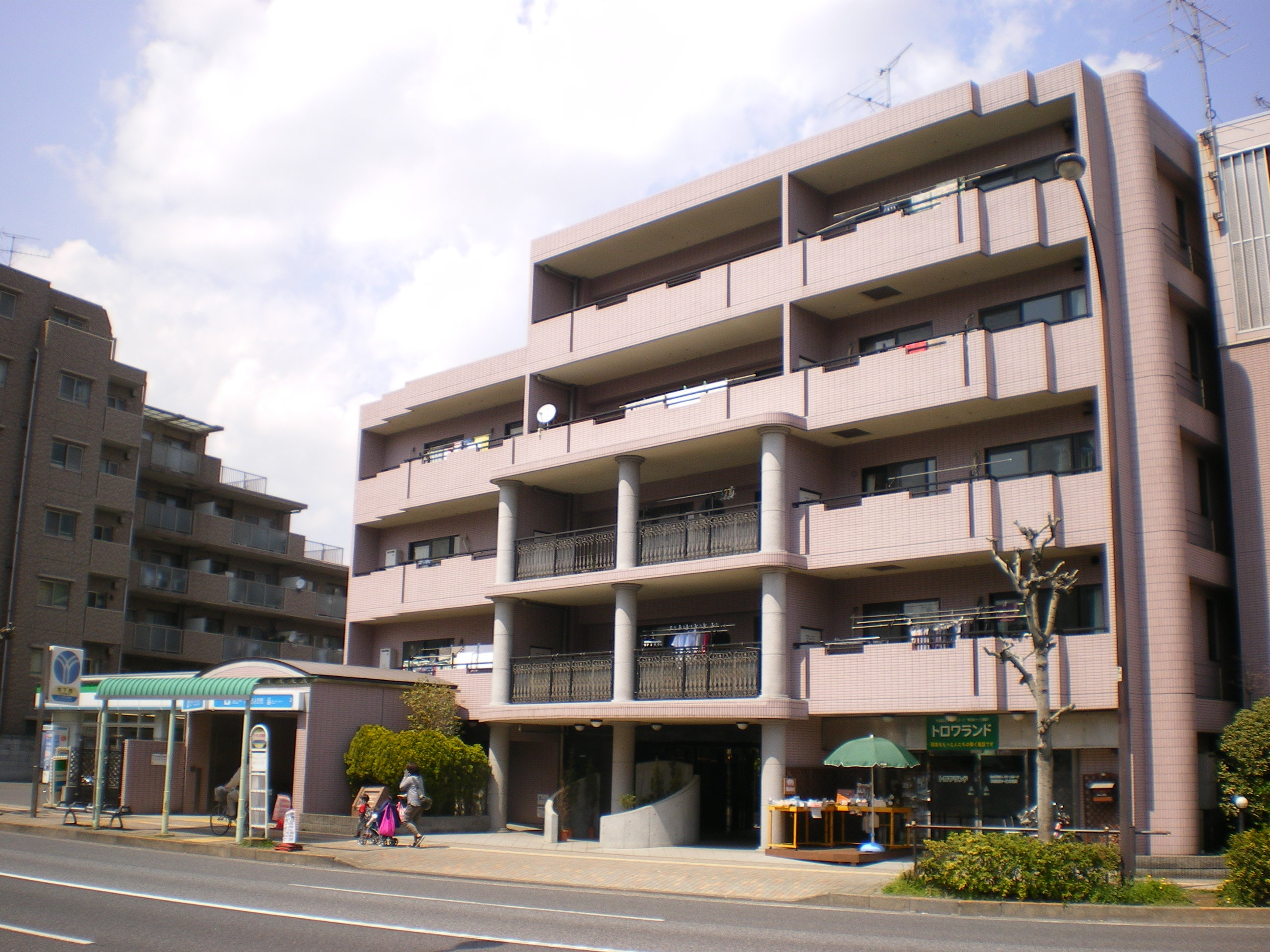 ヨコハマ りぶいん ウェストモンターニュ三ツ沢 のご紹介 特優賃 高優賃 サ高住 ペットマンションの賃貸検索は楽賃
